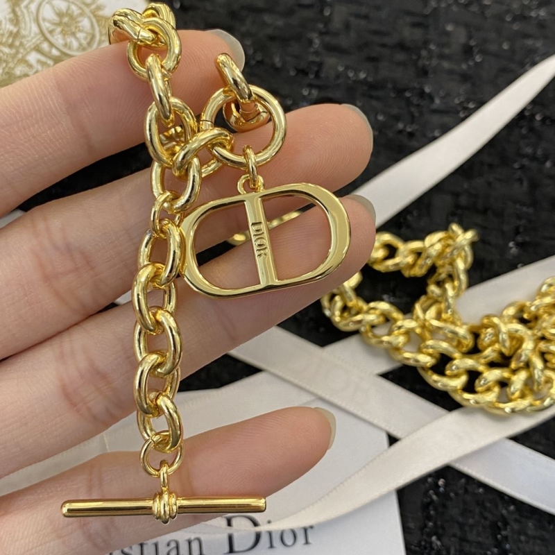 chr1st1an D10r necklaces